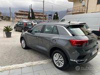 Usata VW T-Roc Business 116 CV (85 kW) 2021 Grigio SUV