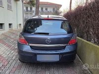 Usata Opel Astra Cosmo 125 CV (91 kW) 2008 Blu Berlina