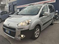Usata Peugeot TePee Outdoor 114 CV (83 kW) 2015 Grigio Station wagon