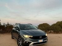 Occasion Fiat Tipo Cross 130 ch (95 kW) 2023 Bleue Citadine