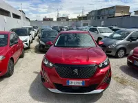 Usata Peugeot 2008 Allure 131 CV (96 kW) 2020 Amaranto SUV