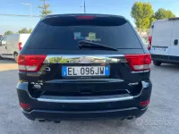 Usata Jeep Grand Cherokee Overland 241 CV (177 kW) 2011 Nero SUV