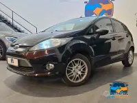 Usata Ford Fiesta 82 CV (60 kW) 2012 Nero Berlina