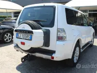 Usata Mitsubishi Pajero Intense 200 CV (147 kW) 2011 Bianco SUV