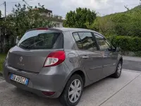 Usata Renault Clio II Dynamique 75 CV (55 kW) 2011 Berlina
