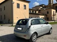 Usata Lancia Ypsilon 60 CV (44 kW) 2010 Grigio Utilitaria
