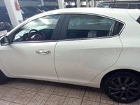 Usata Alfa Romeo Giulietta Super 120 CV (88 kW) 2016 Bianco Utilitaria