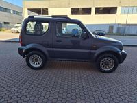 Usata Suzuki Jimny 86 CV (63 kW) 2010 Grigio SUV