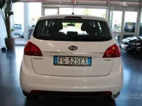 Usata Kia Venga Active 90 CV (66 kW) 2017 Bianco Utilitaria