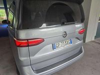 Usata VW Multivan Life 296 CV (217 kW) 2024 Grigio Furgone