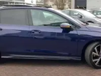 Usata VW Golf VIII R-line 150 CV (110 kW) 2022 Blu/azzurro Berlina