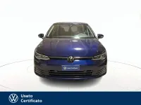Usata VW Golf VIII Life 110 CV (80 kW) 2024 Blu / pastello Berlina
