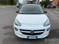 Usata Opel Adam Rocks Rocks 69 CV (50 kW) 2015 Bianco Utilitaria