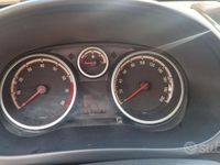 Usata Opel Corsa 90 CV (66 kW) 2009 Nero Utilitaria