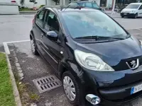 Usata Peugeot 107 68 CV (50 kW) 2009 Nero Utilitaria