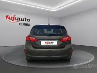Usata Ford Fiesta Titanium 86 CV (63 kW) 2020 Grigio scuro Utilitaria