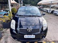 Usata Toyota Yaris Sol 69 CV (50 kW) 2007 Nero Utilitaria