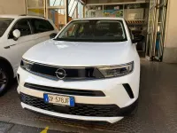 Usata Opel Mokka Edition 101 CV (74 kW) 2023 Bianco SUV