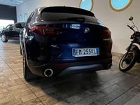 Usata Alfa Romeo Stelvio Executive 210 CV (154 kW) 2018 Blu SUV