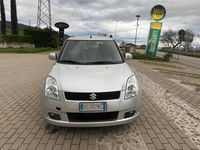 Usata Suzuki Swift 92 CV (67 kW) 2007 Argento Utilitaria