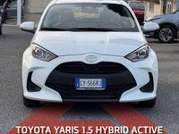 Usata Toyota Yaris Hybrid Active 116 CV (85 kW) 2025 Bianco Berlina
