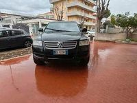 Usata VW Touareg 174 CV (127 kW) 2006 Nero SUV
