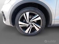 Usata VW T-Roc R-line 110 CV (80 kW) 2022 Grigio chiaro met. SUV