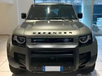 Usata Land Rover Defender SE 200 CV (147 kW) 2020 Verde SUV