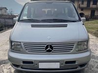 Usata Mercedes V220 122 CV (89 kW) 2004 Grigio metallizzato Monovolume