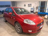 Usata Fiat Grande Punto 90 CV (66 kW) 2006 Rosso Utilitaria