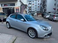 Usata Alfa Romeo Giulietta Distinctive 120 CV (88 kW) 2017 Grigio Utilitaria