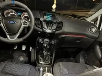 Usata Ford Fiesta 75 CV (55 kW) 2013 Bianco Berlina