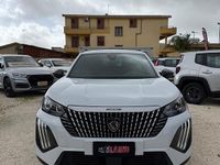 Usata Peugeot 2008 Allure 101 CV (74 kW) 2025 Bianco SUV