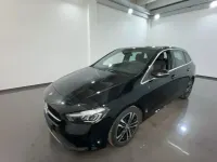 Usata Mercedes B180 116 CV (85 kW) 2024 Cosmos black met Utilitaria