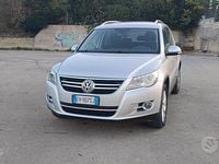 Usata VW Tiguan 140 CV (102 kW) 2011 Grigio SUV