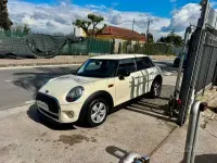 Usata Mini Cooper 75 CV (55 kW) 2017 Beige Utilitaria