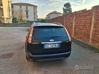 Usata Ford Focus Style 109 CV (80 kW) 2010 Nero Station wagon