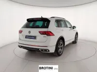 Usata VW Tiguan R-line 150 CV (110 kW) 2023 Bianco metallizzato SUV