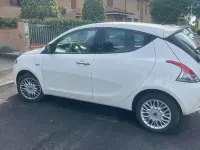 Begagnad Lancia Ypsilon Gold 69 HK (50 kW) 2017 Vit Halvkombi