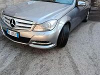 Usata Mercedes C200 136 CV (100 kW) 2012 Grigio Monovolume