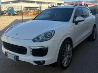 Usata Porsche Cayenne Platinum Edition 262 CV (192 kW) 2017 Bianco SUV