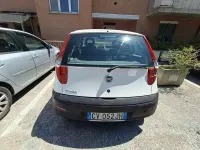 Usata Fiat Punto Active 60 CV (44 kW) 2005 Bianco Utilitaria