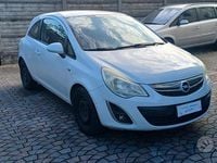 Usata Opel Corsa 85 CV (62 kW) 2013 Bianco Utilitaria
