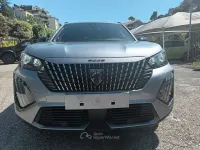Usata Peugeot 2008 Allure 131 CV (96 kW) 2025 Argento SUV