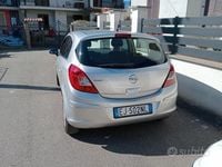 Usata Opel Corsa 65 CV (47 kW) 2012 Utilitaria