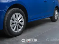 Usado Skoda Kamiq Ambition 95 CV (69 kW) 2023 Azul SUV