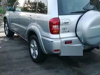 Second-hand Toyota RAV4 128 CP (94 kW) 2005 SUV