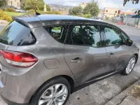 Usata Renault Scénic 110 CV (80 kW) 2017 Monovolume
