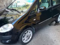 Usata Lancia Musa 69 CV (50 kW) 2007 Nero Monovolume