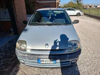 Usata Renault Clio 48 CV (35 kW) 2002 Utilitaria
